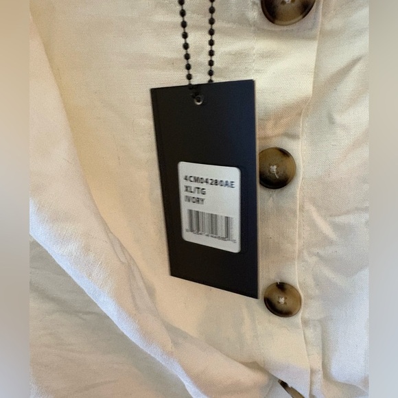 Essentials by ABS NWT linen blend tank big button tie back XL ivory smocked - Picture 3 of 9